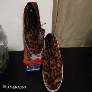 Bobbie Brooks Leopard Slip-On Sneakers | Animal Print Flats sz8